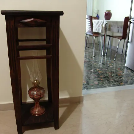 Nefeli's House Apartmán